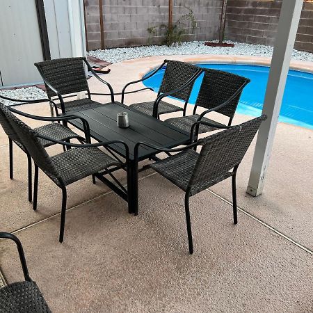 Вилла Large Pool & Patio Cozy Single Story Family House Лас-Вегас Экстерьер фото