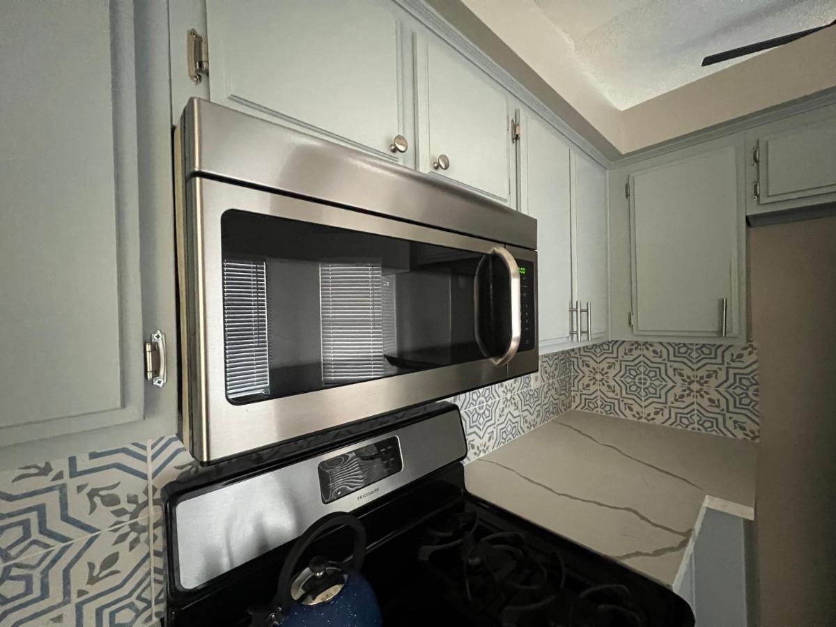 Вилла Large Pool & Patio Cozy Single Story Family House Лас-Вегас Экстерьер фото